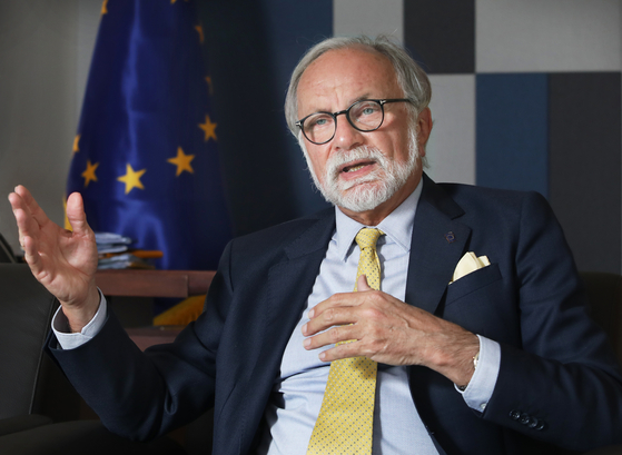 Ambassador of the European Union to Korea Michael Reiterer speaks with the Korea JoongAng Daily on Wednesday about European Union-Korea cooperation on the Covid-19 outbreak and celebrations planned for Europe Day, which falls on Saturday. [PARK SANG-MOON]