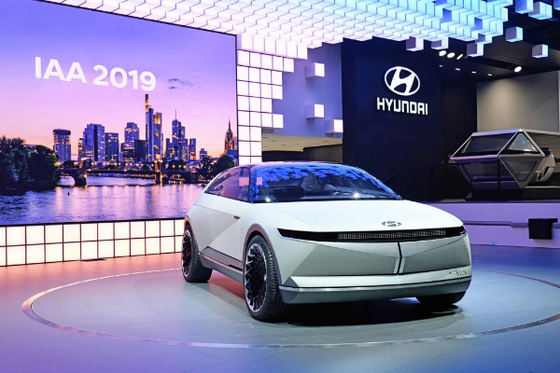 Hyundai Motor's concept car, 45, is showcased during the Frankfurt Motor Show last year. The automaker is preparing to launch a new line of electric vehicles as early as January with an exclusive platform. [HYUNDAI MOTOR]