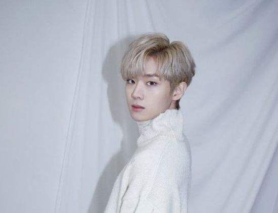 Singer-songwriter Demian [SONY MUSIC ENTERTAINMENT]