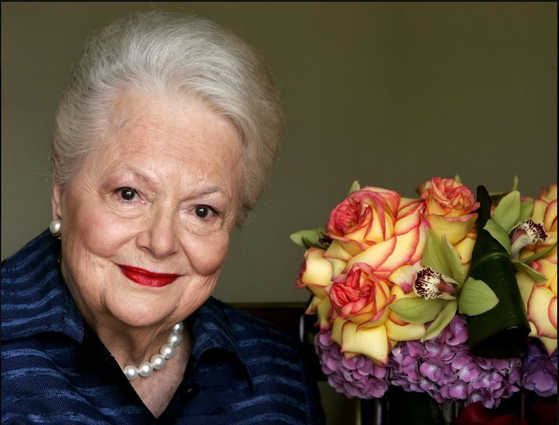 Actress Olivia de Havilland, who played the doomed Southern belle Melanie in "Gone With the Wind," has died, aged 104 in Paris, publicist says Sunday July 26. [AP/YONHAP]