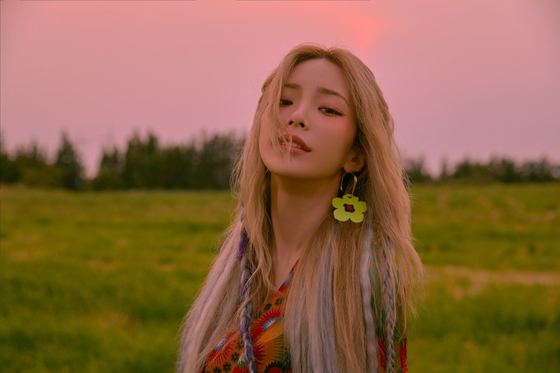 Singer-songwriter Heize [P NATION]