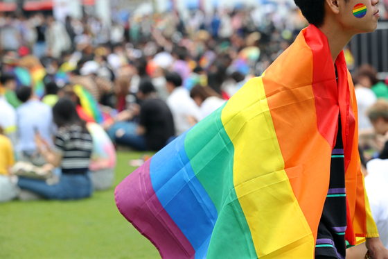 The 2019 Seoul Queer Culture Festival on June 1, held at the City Hall Plaza in central Seoul. [YONHAP]