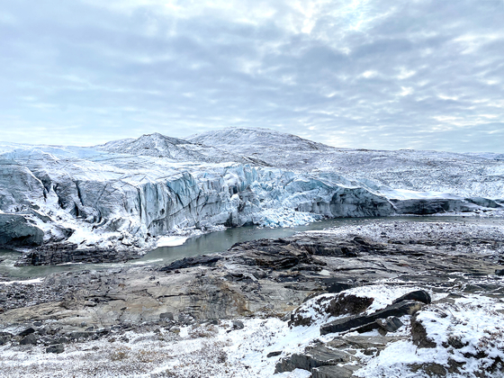 A view of Russell Glacier in Qeqqata, Greenland. The glacier in Greenland is melting seven times more rapidly than it did in the early 1990s. [KIM IN-SOOK]