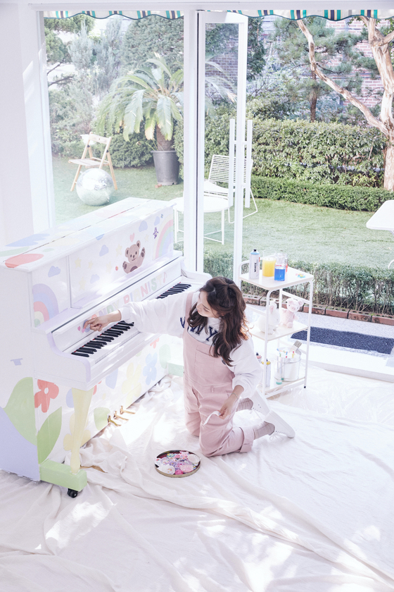 Singer-songwriter Lee Jin-ah [ANTENNA]