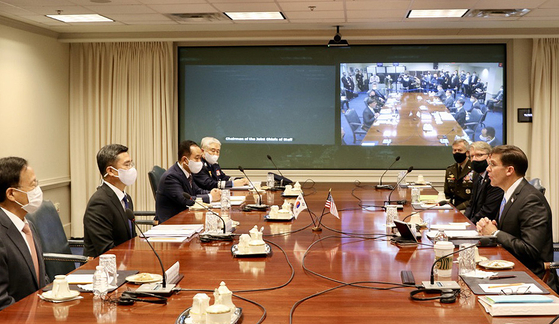 South Korean Minister of National Defense, Suh Wook, second on left, and U.S. Secretary of Defense Mark Esper, far right, hold the allies' annual Security Consultative Meeting at the Pentagon Wednesday. [JOINT PRESS CORPS]