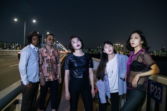 Band Tresbonbon, whose music transcends boundaries posed by language. [CHILI MUSIC KOREA]