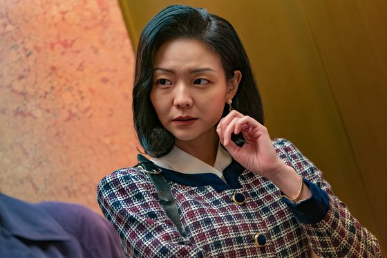 Yu-na may be pessimistic and cold-hearted on the outside, but she is a friend that her friends could always count on. [LOTTE ENTERTAINMENT] 