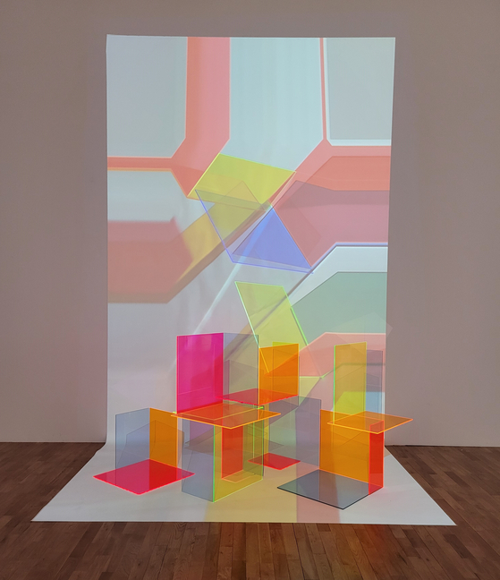 Barbara Kasten’s installation as part of the Busan Biennale. [MOON SO-YOUNG]