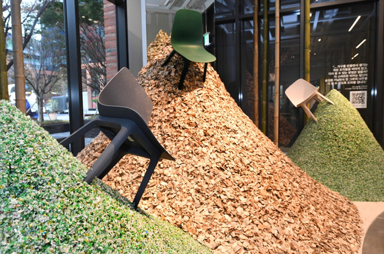 Ikea's chairs made out of recycled plastic. [IKEA KOREA]