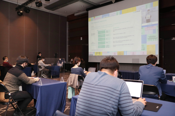 Local start-ups take part in an online mentoring session held for Korean content creators seeking business opportunities overseas by Indonesian entrepreneurs, also a part of the K-Content Expo Indonesia event that’s usually held in Indonesia. [KOCCA]