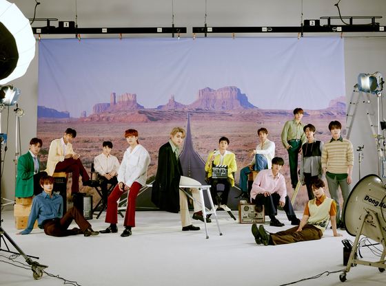 Boy band Seventeen [PLEDIS ENTERTAINMENT]
