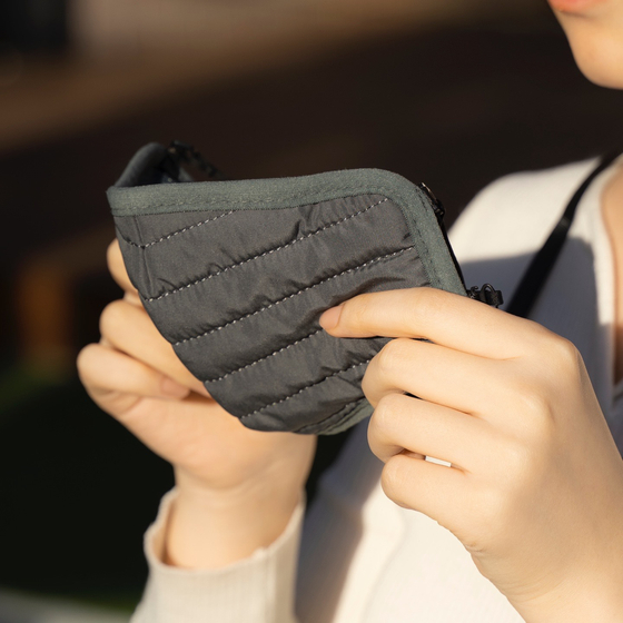 Twosome Place collaborated with local stationery brand Monami to present two sets of practical daily kits, that consist of a planner, tumbler, calendar, pen, mask and a mask strap.[ TWOSOME PLACE]