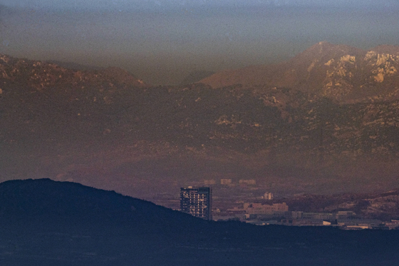 The Kaesong Industrial Complex in North Korea, photographed from the South on Dec. 9. The North unilaterally demolished the inter-Korean liaison office in the area in June. [YONHAP]