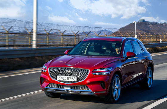 Genesis GV70 on road [HYUNDAI MOTOR]