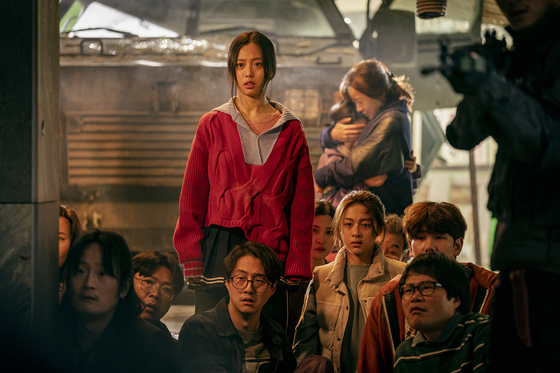 Residents of Green Home learn to stick together in the face of an apocalypse which turns people into monsters. [NETFLIX] 