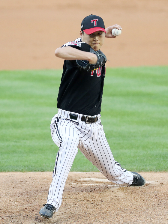 Cha Woo-chan starts for the LG Twins at Jamsil Baseball Stadium in southern Seoul on July 7. [NEWS1]