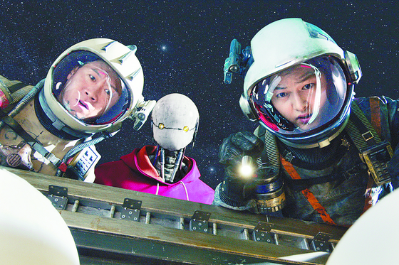 A scene from Korean sci-fi blockbuster “Space Sweepers” on Netflix. [NETFLIX]