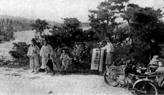 The bikers on their way to Busan.  [HUNGARIAN EMBASSY]
