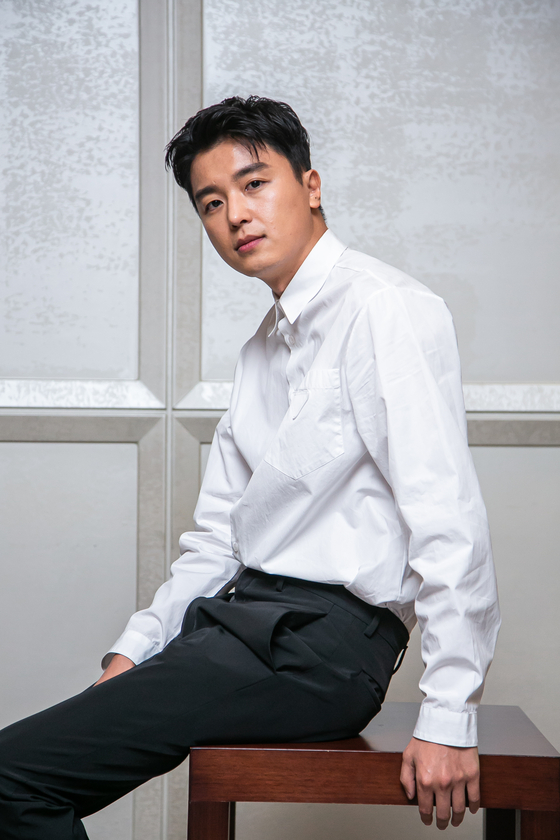 Yeon Woo-jin [ATNINE FILM]