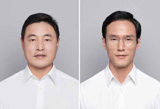 Cho Hyun-sik, left, vice chairman and CEO of Hankook & Company and his younger brother Cho Hyun-bum, CEO of Hankook Tire & Technology. [YONHAP]