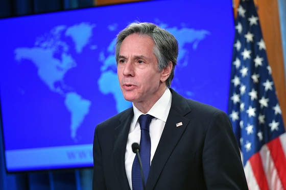 U.S. Secretary of State Antony Blinken speaks on the release of the State Department’s 2020 Country Reports on Human Rights Practices in Washington Tuesday. [AP/YONHAP]