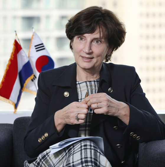 Ambassador of the Netherlands to Korea, Joanne Doornewaard, speaks with the Korea JoongAng Daily about the 60 years of the Netherlands-Korea relations at the Dutch Embassy in Seoul on March 16. [PARK SANG-MOON]