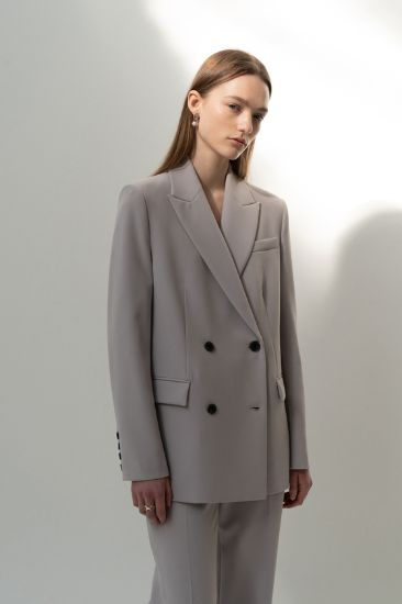 Fashion brand 10MONTH’s best-selling item MasterFit suit, which Seo helped create. [10MONTH] 