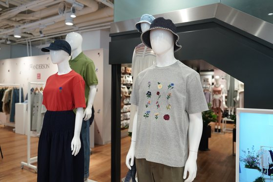 Unqlo's collaboration with J.W. Anderson, British apparel brand by designer Jonathan Anderson. [LEE SO-AH] 