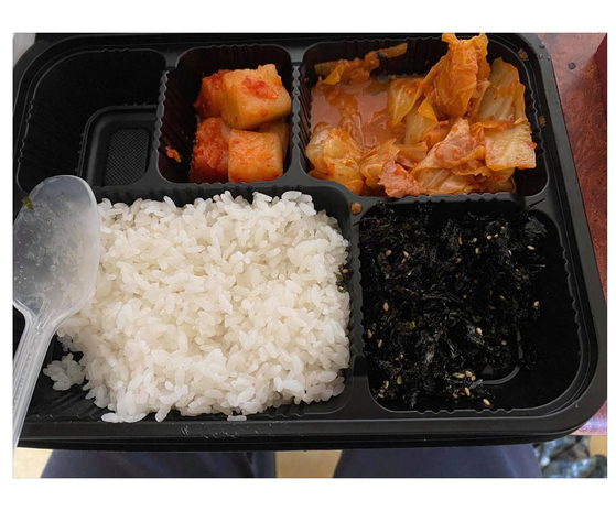 A photo of a meal given to an active-duty soldier in isolation who returned to base after taking leave, uploaded to the "We tell you what the Army training center won't" Facebook page on May 2. [FACEBOOK]
