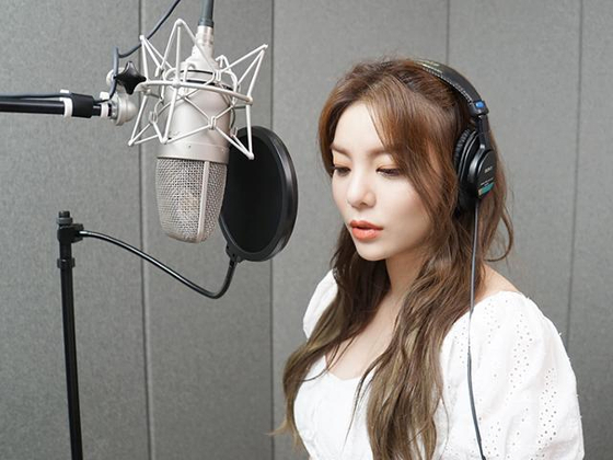 Singer Ailee is kicking off a tour across the country to promote her latest album ″Lovin.'″ [ILGAN SPORTS]
