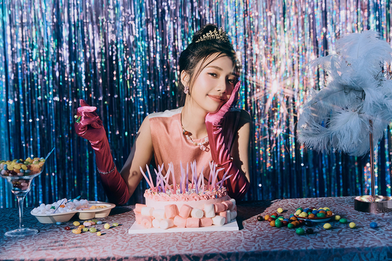Teaser images for Joy's solo album ″Hello″ [SM ENTERTAINMENT]