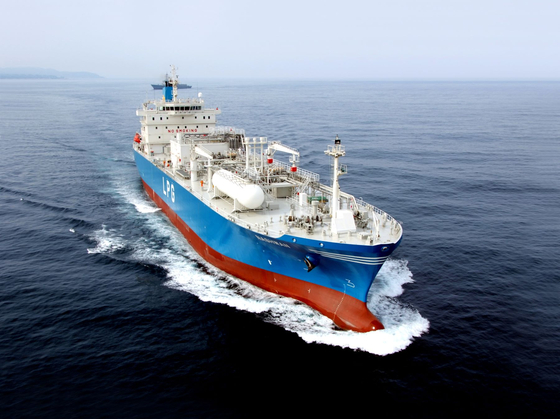 A liquefied petroleum gas carrier built by Hyundai Heavy Industries [KOREA SHIPBUILDING & OFFSHORE ENGINEERING] 
