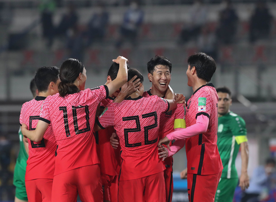 The Taeguk Warriors celebrate a goal by Kwon Chang-hoon during a Group H match between Korea and Turkmenistan at the FIFA World Cup Qatar 2022 qualifiers held in Goyang Stadium in Goyang, Gyeonggi on Saturday. [YONHAP]