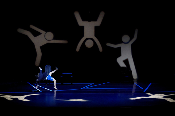 Choreographer Ryu Hoi-woong's "No News" [RYU HOI-WOONG LIBERTY HALL]