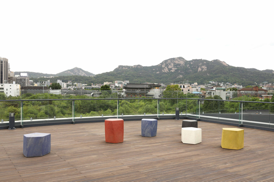 Ceramic artist Kim Yik-yung’s pentagonal ceramic stools [SEOUL MUSEUM OF CRAFT ART]