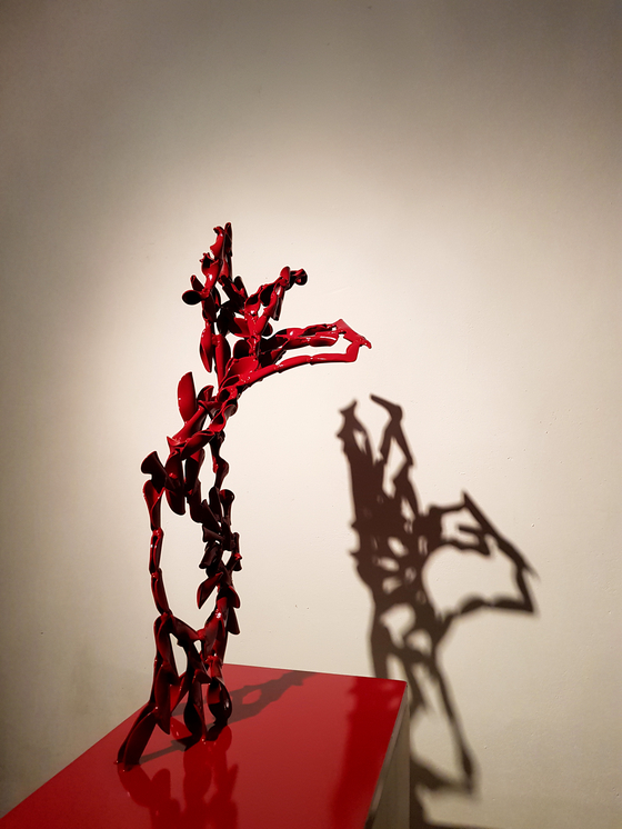 “Dancing Boy” (2021) by Eom [PYO GALLERY]