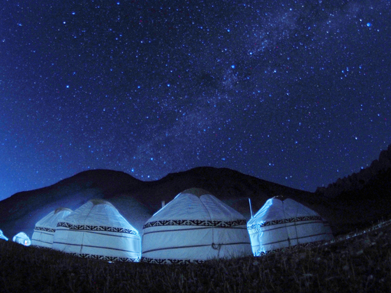 Kyrgyz boz uy under the stars. [VLADIMIR USHAKOV]