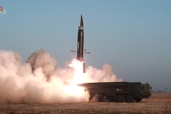 North Korea launched two short-range ballistic missiles into the East Sea on March 25, following the end of U.S.-South Korea joint military exercises. Speculation is rising that the North may break its months-long silence to respond to joint exercises by the allies in August. [YONHAP]