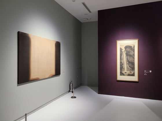 A view of “DNA: Dynamic & Alive Korean Art,” a new exhibition of the MMCA at its branch in Deoksu Palace in central Seoul. [MOON SO-YOUNG]