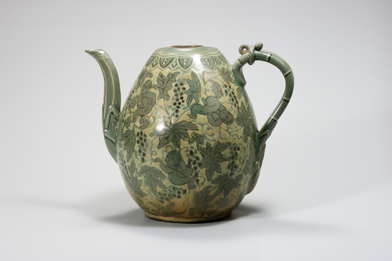 ″Celadon ware with Grape and Child Design,″ from Goryeo Dynasty. [NATIONAL MUSEUM OF KOREA]