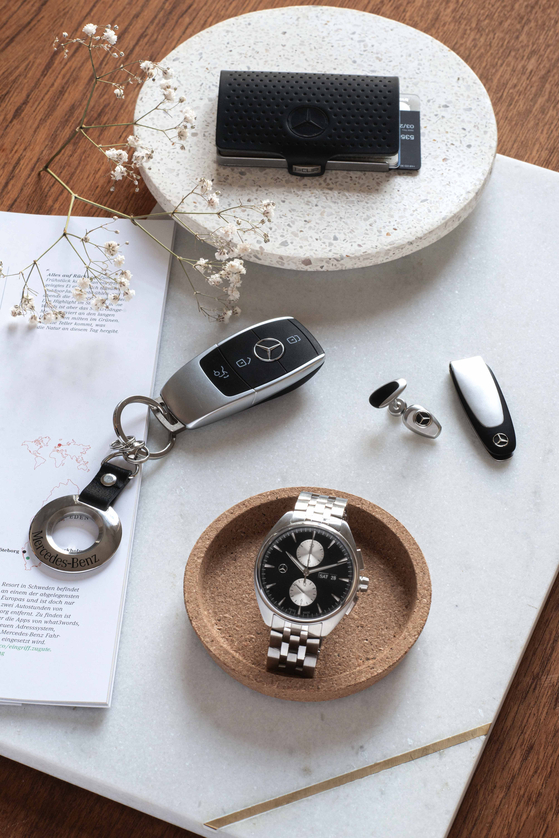 Mercedes-Benz Korea's accessory and collection ranges include a variety items such as watches, wallets and key rings. [MERCEDES-BENZ KOREA]