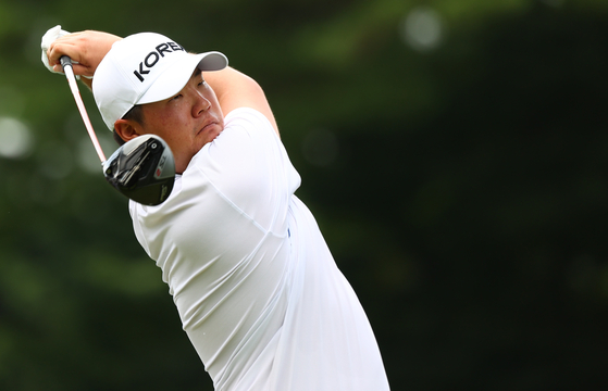 Korea's Im Sung-jae in action in the third round of the men's golf tournament at the 2020 Tokyo Olympics at Kasumigaseki Country Club in Kawagoe, Japan on Saturday. [REUTERS/YONHAP]