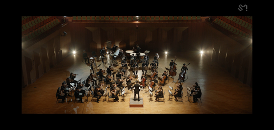 The SM Classics Town Orchestra performing “Make A Wish (Birthday Song) (Orchestra Ver.)" [SCREEN CAPTURE]