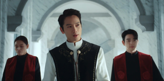 From left are characters Oh Jin-joo, Kang Yo-han and Kim Ga-on. [TVN]