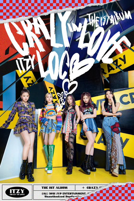 A teaser image for girl group Itzy's upcoming album ″Crazy in Love″ [JYP ENTERTAINMENT] 