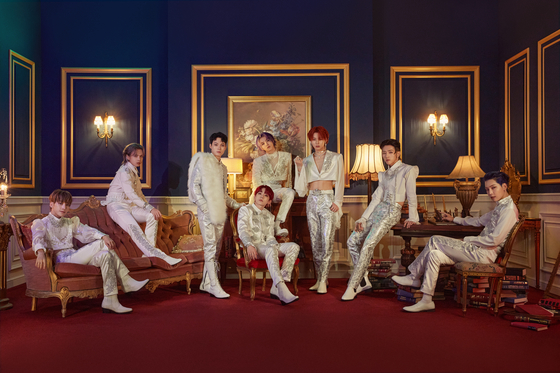 Boy band E'Last [E ENTERTAINMENT]