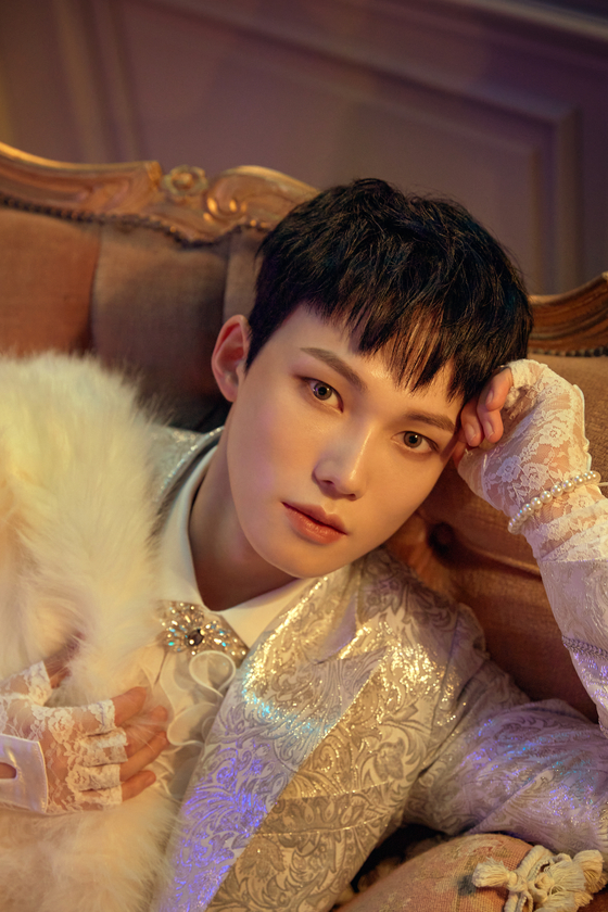 Seungyeop of E'Last [E ENTERTAINMENT]