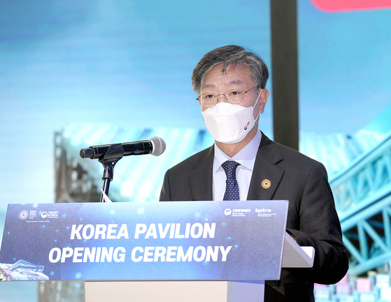 Yu Jeoung-yeol, commissioner general of the Korea Pavilion and President and CEO of Kotra, speaks during an opening ceremony of the Korea Pavilion at Expo 2020 Dubai on Oct. 1. [KOREA TRADE-INVESTMENT PROMOTION AGENCY] 