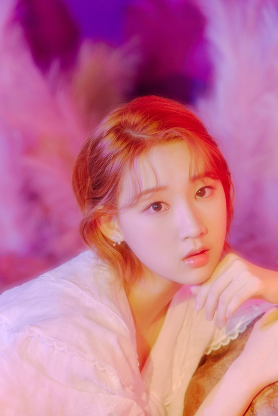 Jiyoon of girl group Weeekly [IST ENTERTAINMENT]