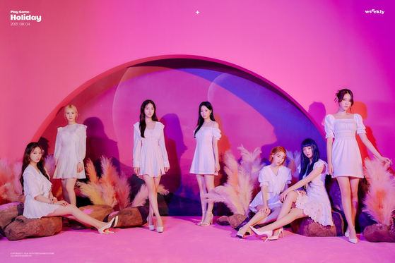 Girl group Weeekly [IST ENTERTAINMENT]